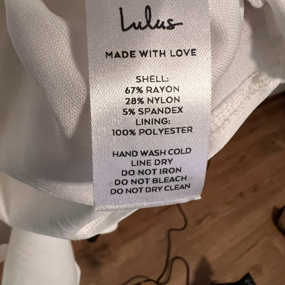 White Lulus Dress - Picture 3 of 8